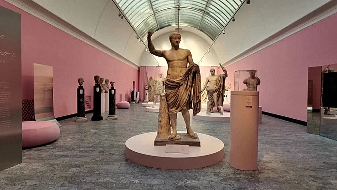 Pink, perfume and power: Inside Copenhagen's new exhibition on ancient Roman fashion
