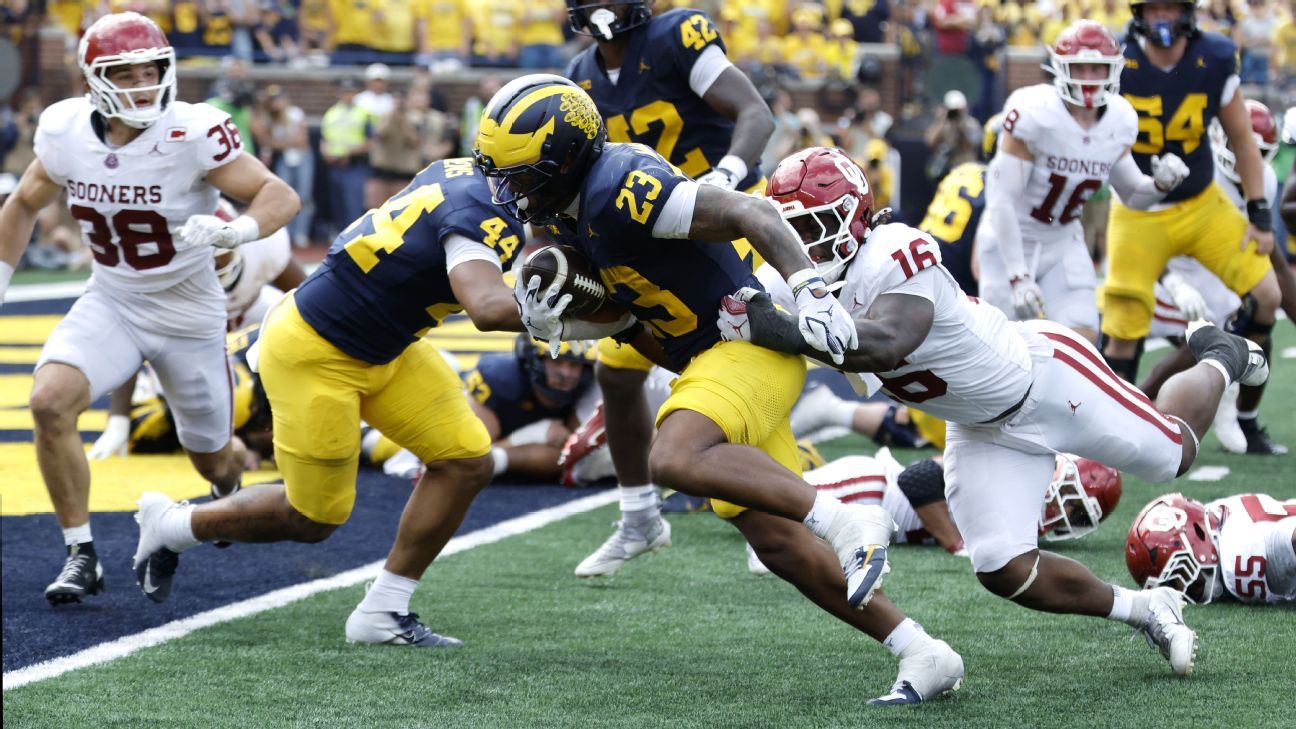 Michigan thwarts Mateer, No. 11 Sooners with late INT, go-ahead TD