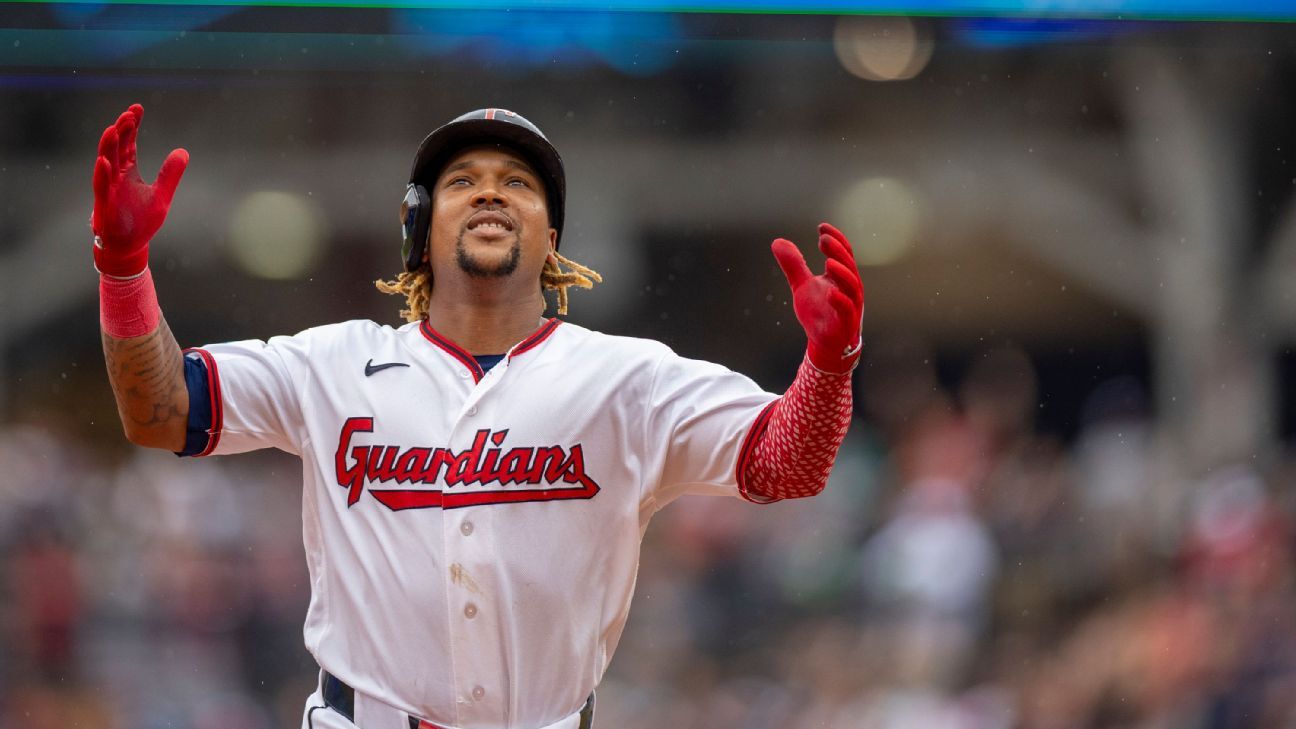 From playoff and stat races to goodbyes: What to watch in MLB's final weekend