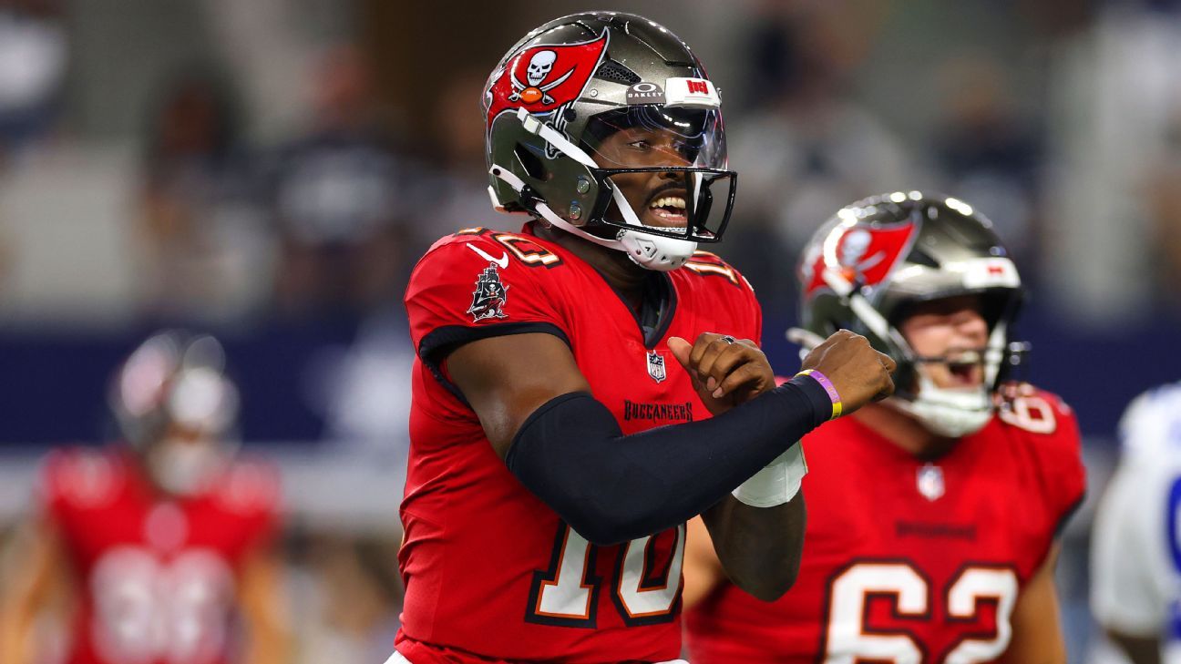 Undrafted rookie QB Daniels savors moment, leads Bucs to first win