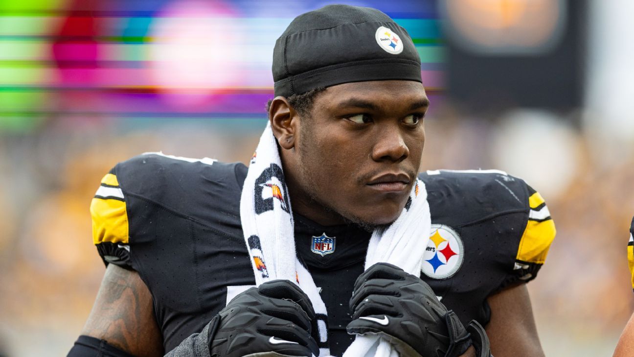 Tracking NFL roster cuts, moves: Bears trade DT Dexter; Jags deal for QB Ewers