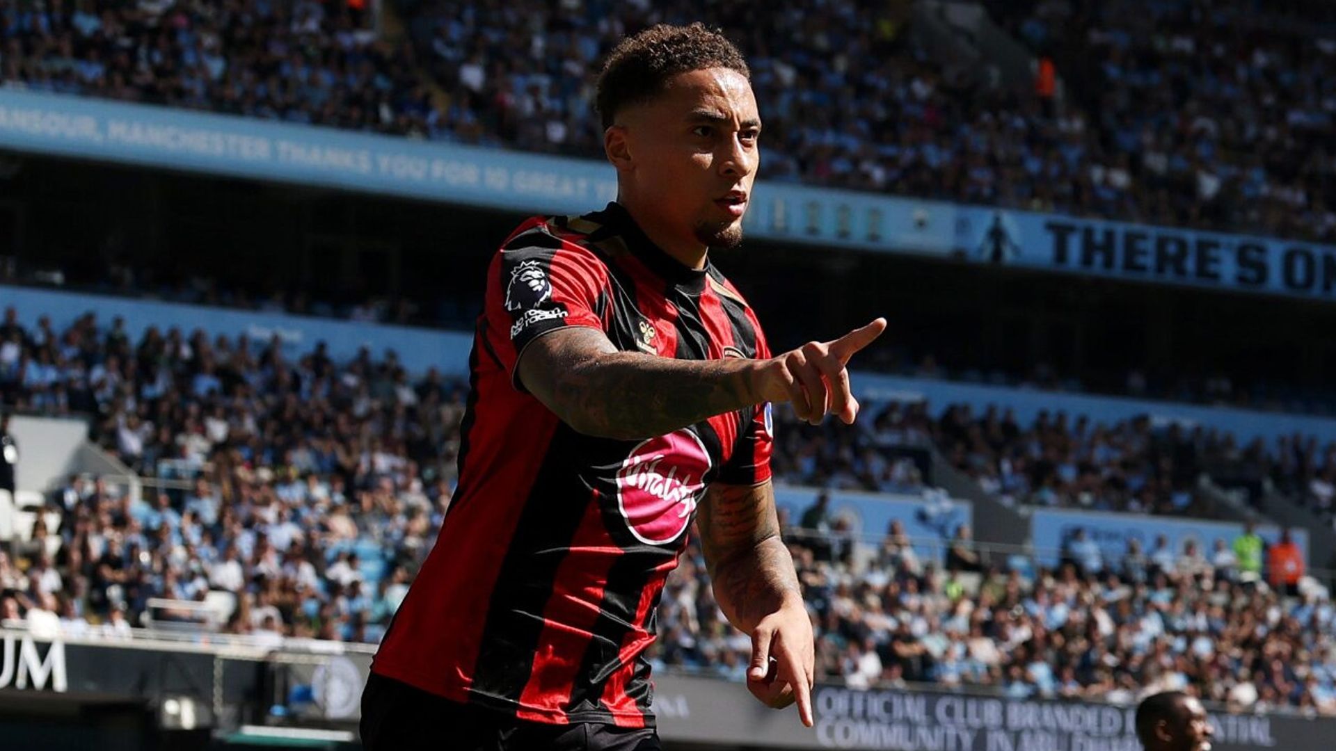 Bournemouth unchanged as Garner starts for Everton LIVE!