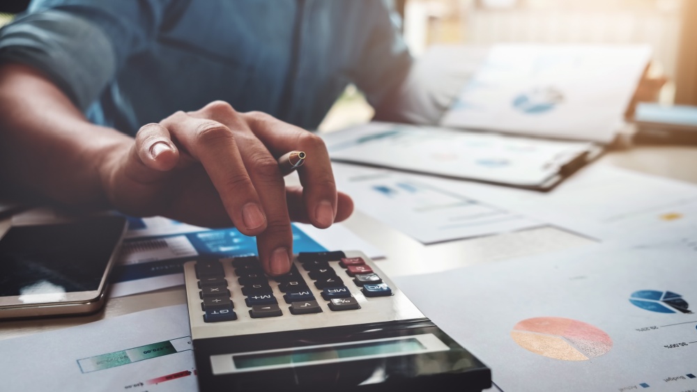 EU current account surplus €80.2 bn