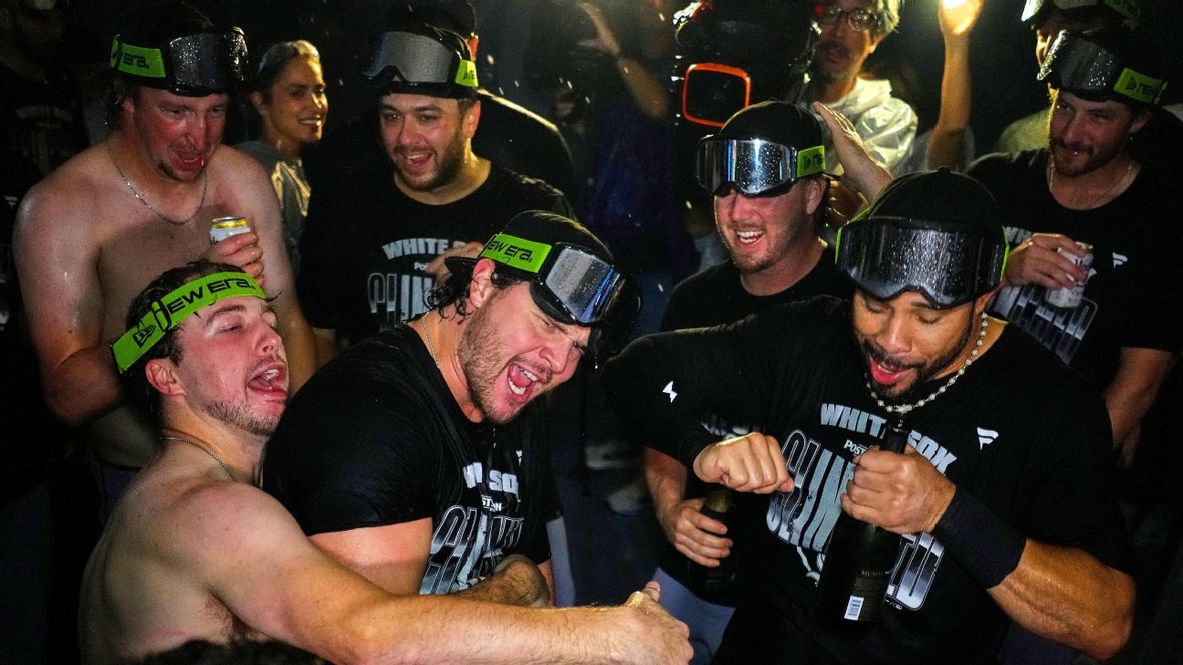 White Sox clinch AL playoff berth after 324 losses over previous 3 seasons