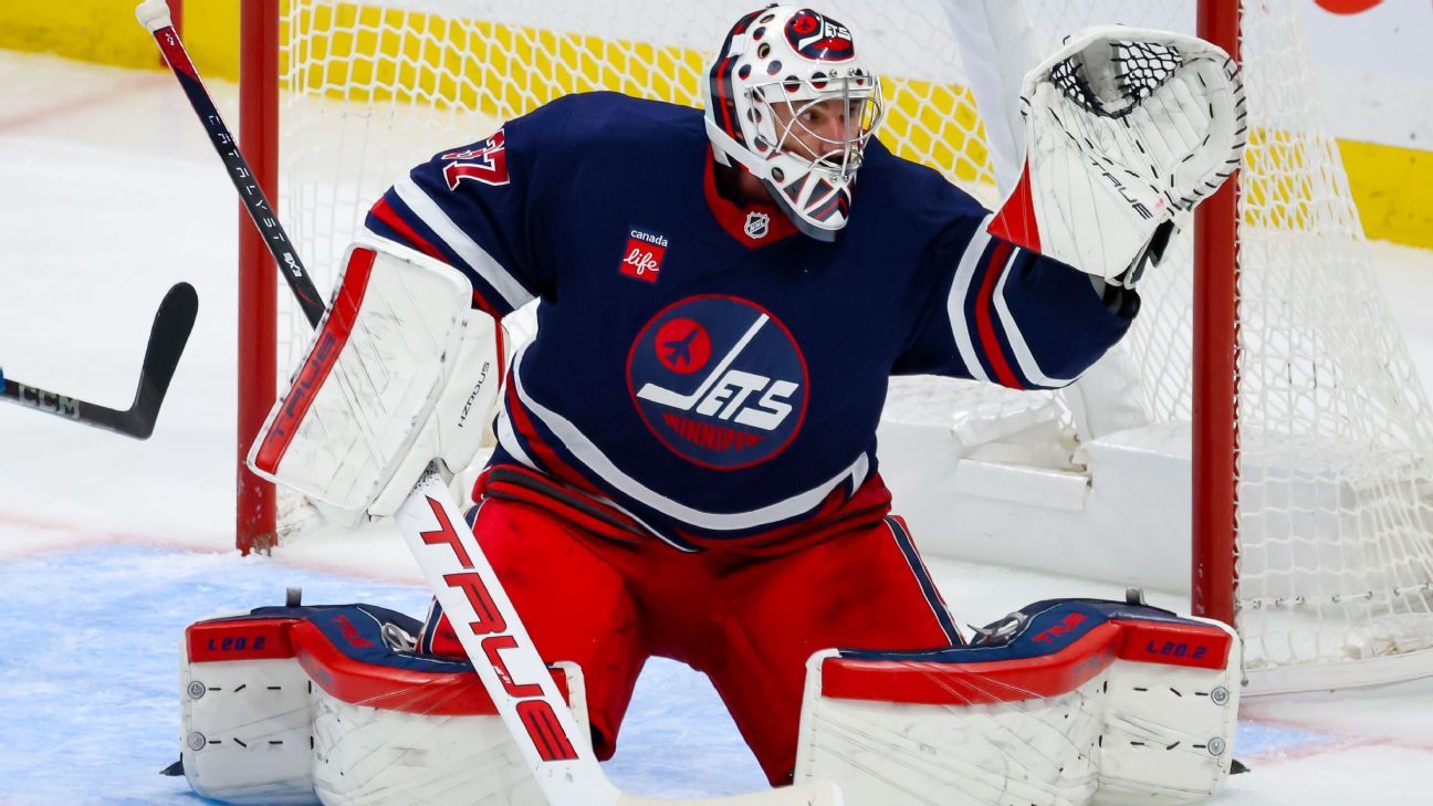 GM: 'Door open' for Hellebuyck to remain with Jets despite trade demand