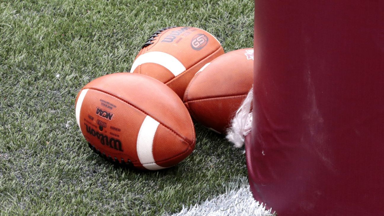 D-II RB dies after medical emergency during game