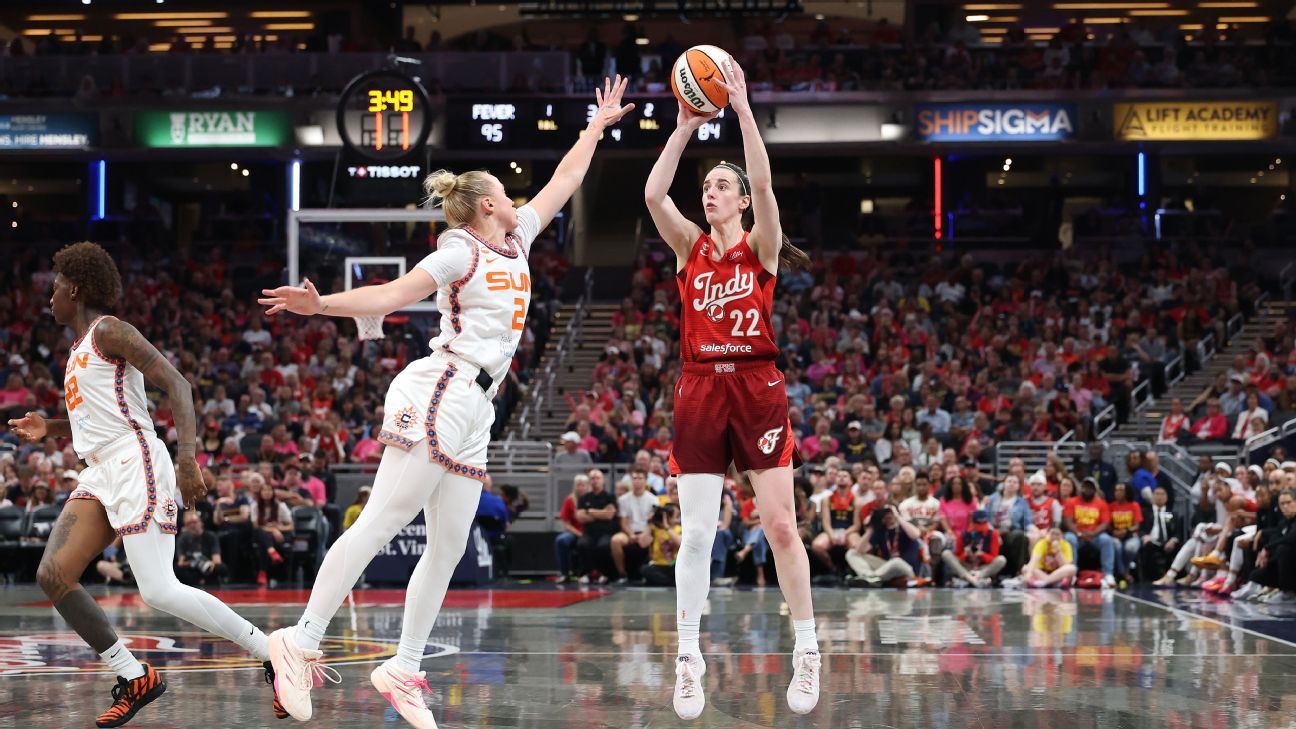Clark, Mitchell drop dual 34-point nights in rout