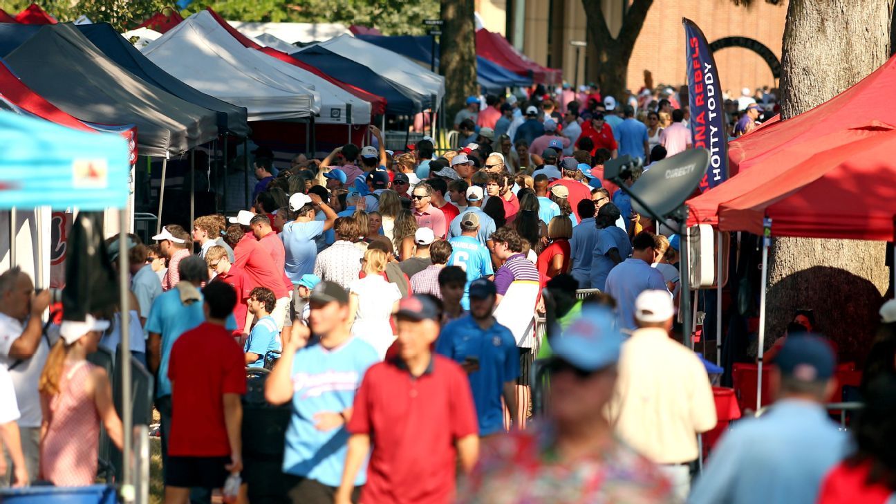 A cathartic win 293 days in the making: Hanging in The Grove for Lane Kiffin's return