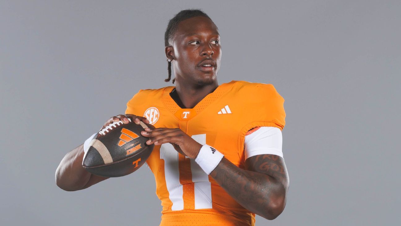 Sources: True freshman Brandon wins Vols' QB job
