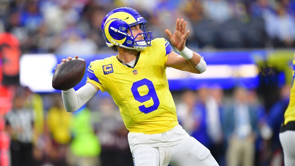 Stafford passes Rivers for sixth all-time in passing TDs