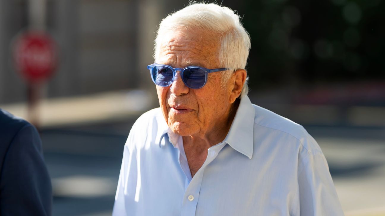 Patriots' Kraft on Macklemore: Won't provide platform for 'hate speech'