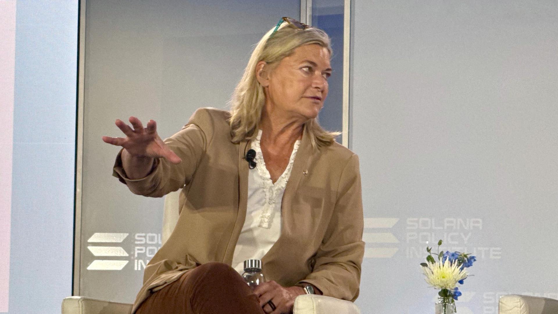 U. S. Senator Lummis says Democrats won't quit asking for more on crypto Clarity Act