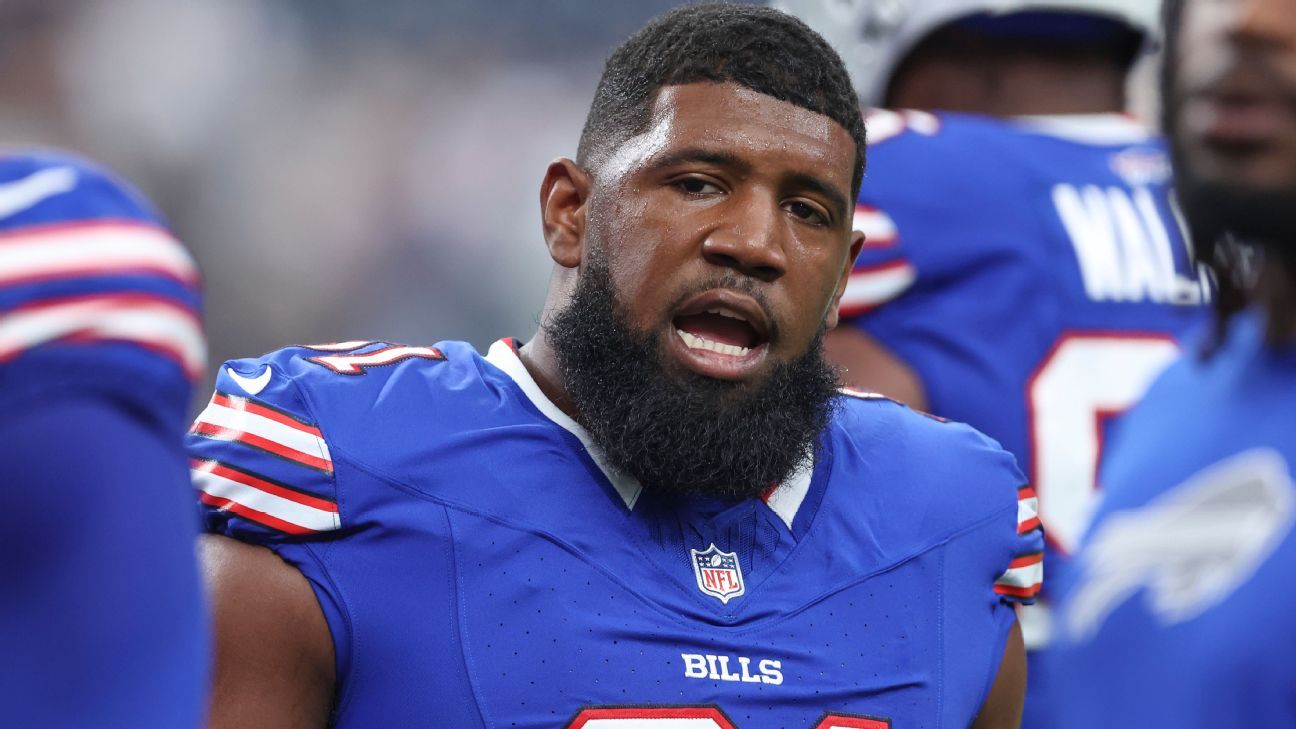 Bills' top DT Oliver inactive after suffering hip injury in warmups
