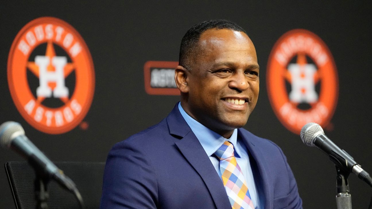 Brown out as GM of 1st-place Astros after skid