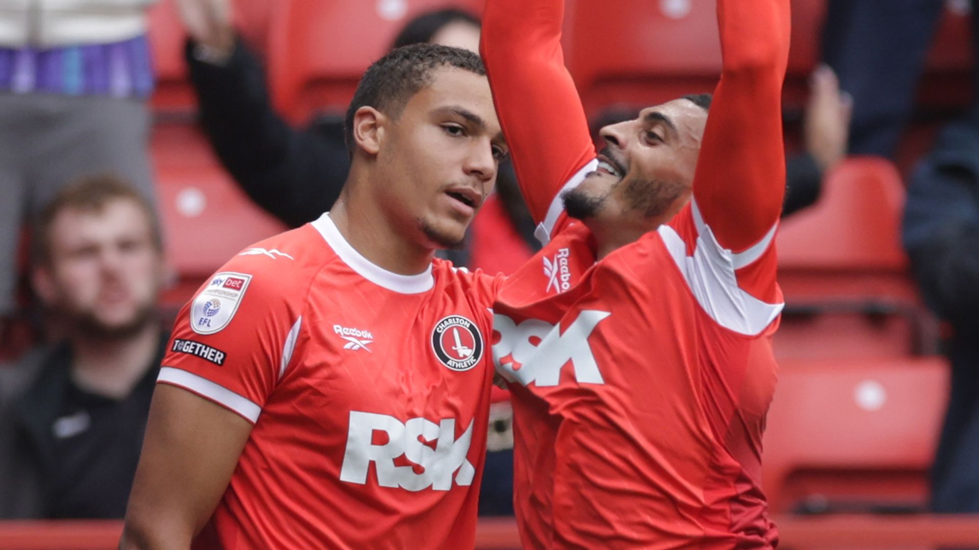 Charlton beat Preston to maintain perfect start