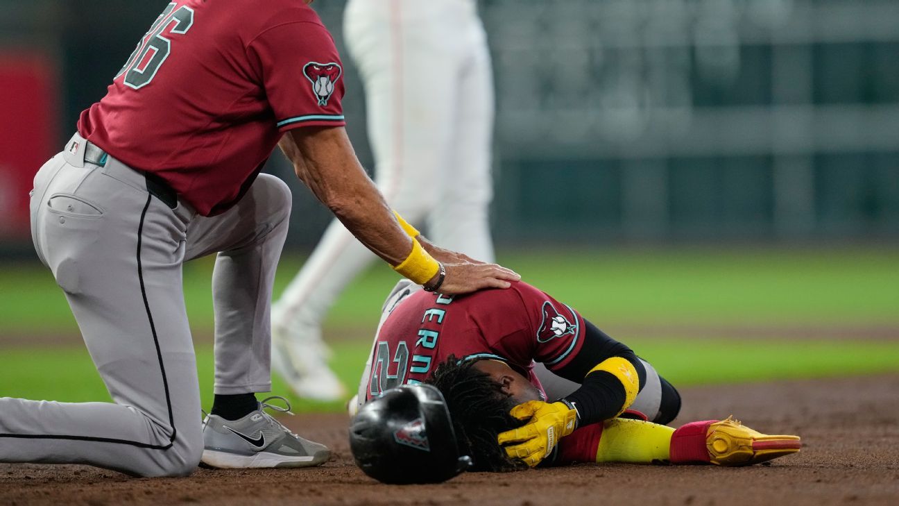 D-backs' Perdomo hit in helmet by liner, exits