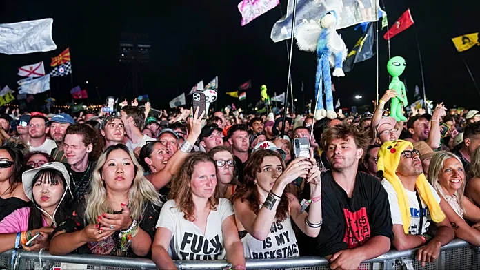'A scam': Glastonbury fans furious over music festival's historically high ticket prices for 2027