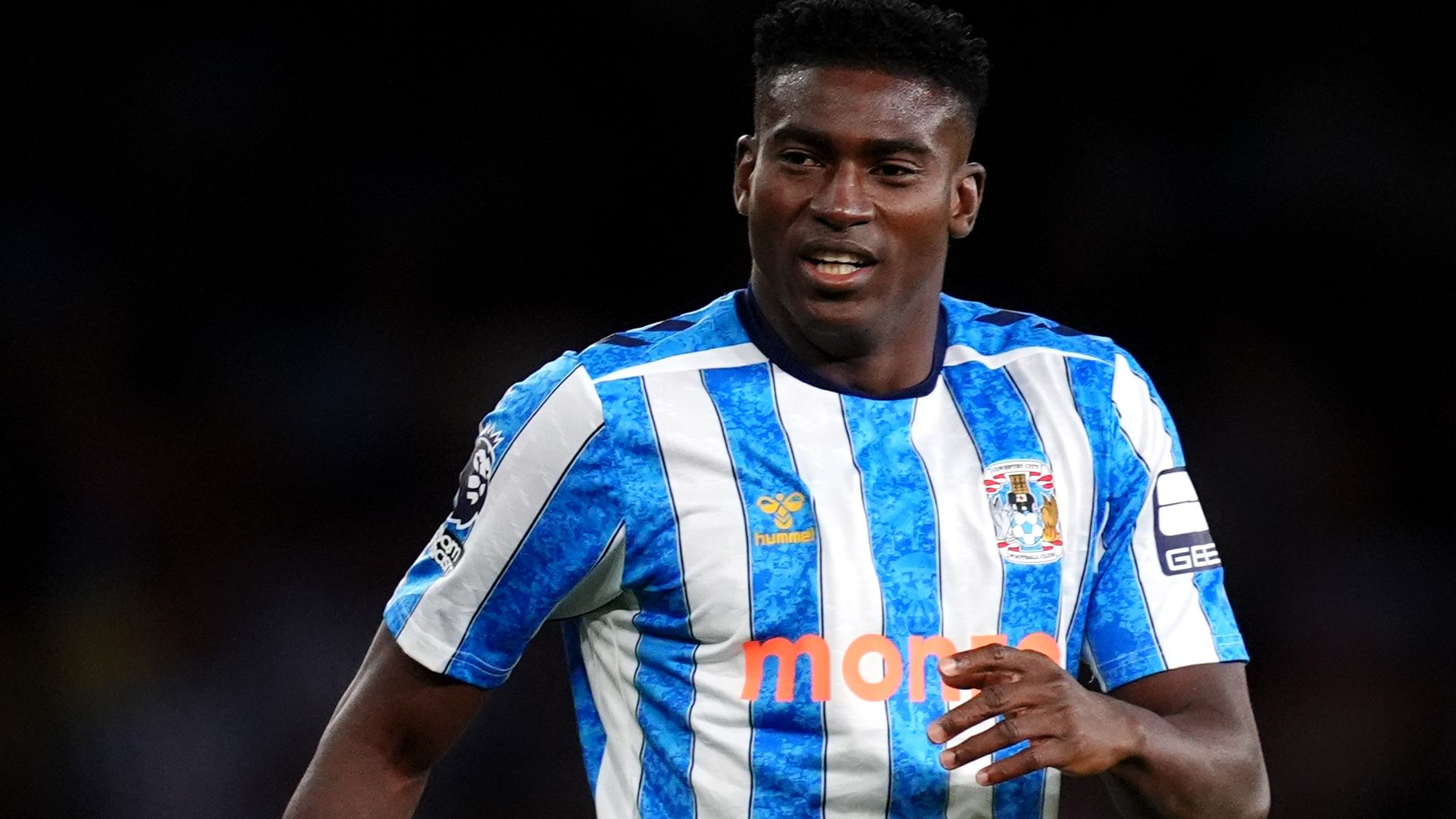 Awoniyi starts for Coventry vs Hull LIVE!