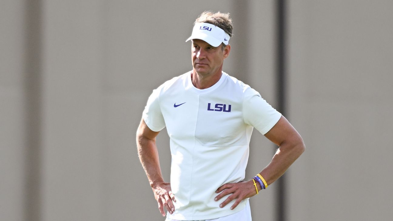 Kiffin says his players back pursuing ex-NFLers